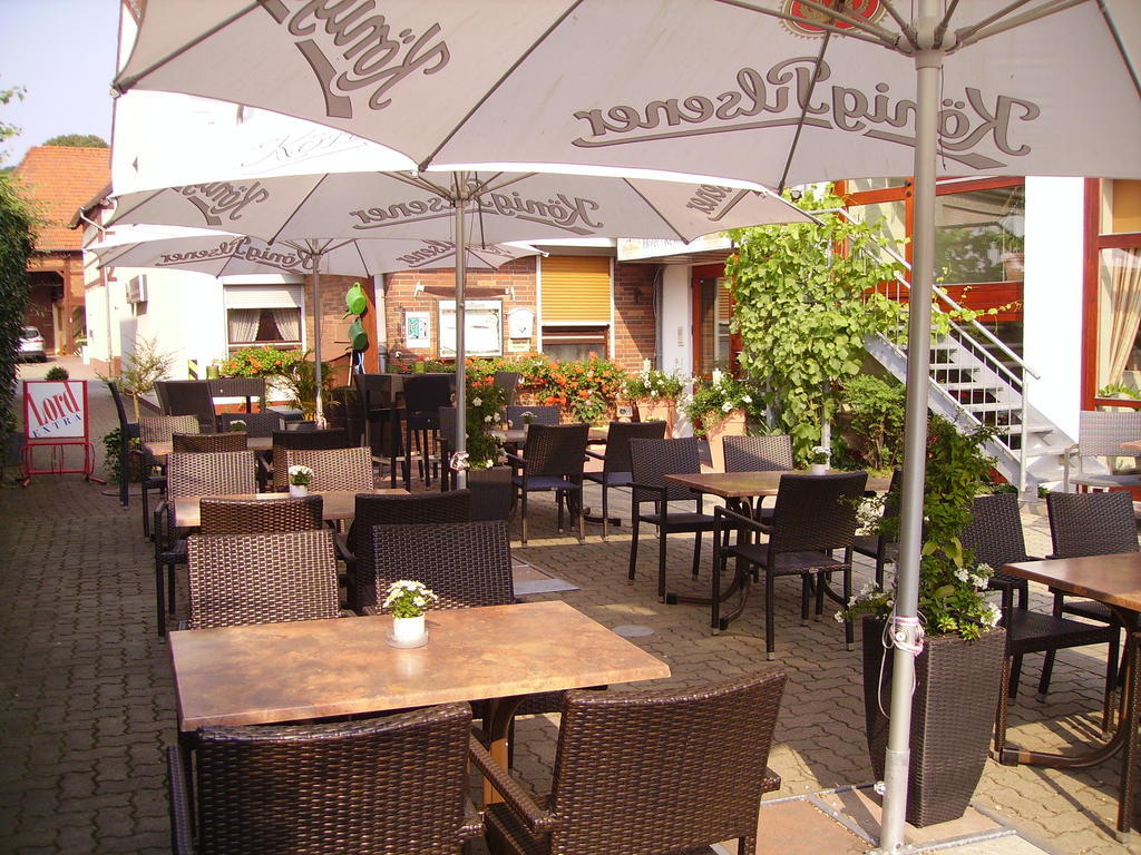 Hotel Zur Erholung Brochthausen Exterior photo