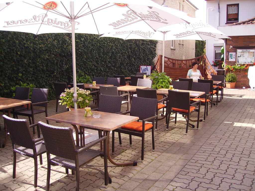 Hotel Zur Erholung Brochthausen Exterior photo